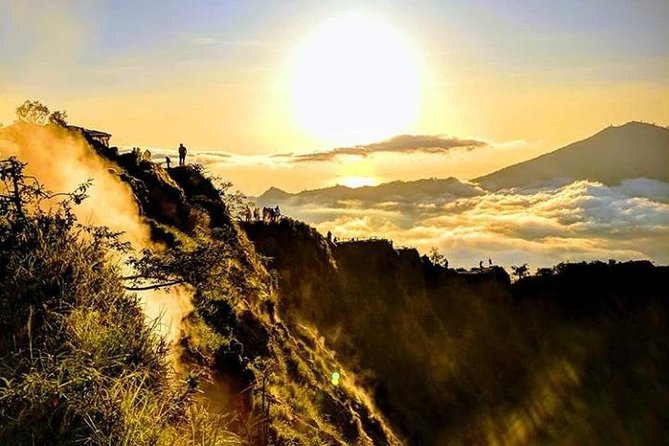 All Inclusive: Bali Mount Batur Trekking And Natural Hot Springs - The climb: what the 4 AM trek feels like, and how guides keep you on pace