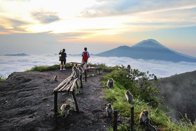 All Inclusive: Mount Batur Sunrise Volcano Private Tour - Arrival at the Summit Crater and the Sunrise Window