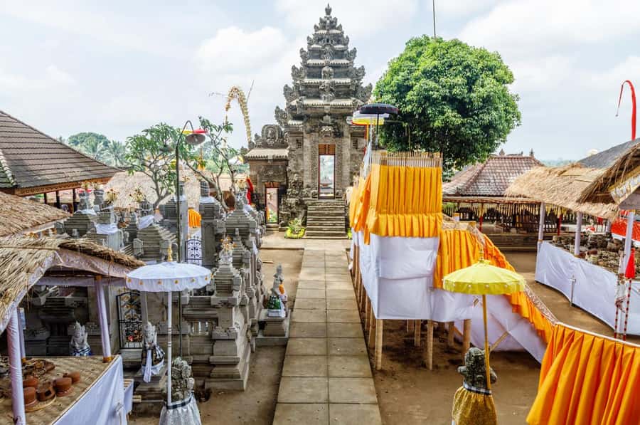 Bali/Batur: Mystical & Burial Rituals Tour with Kehen Temple - Optional add-ons: coffee, photos, massages, and adventure time