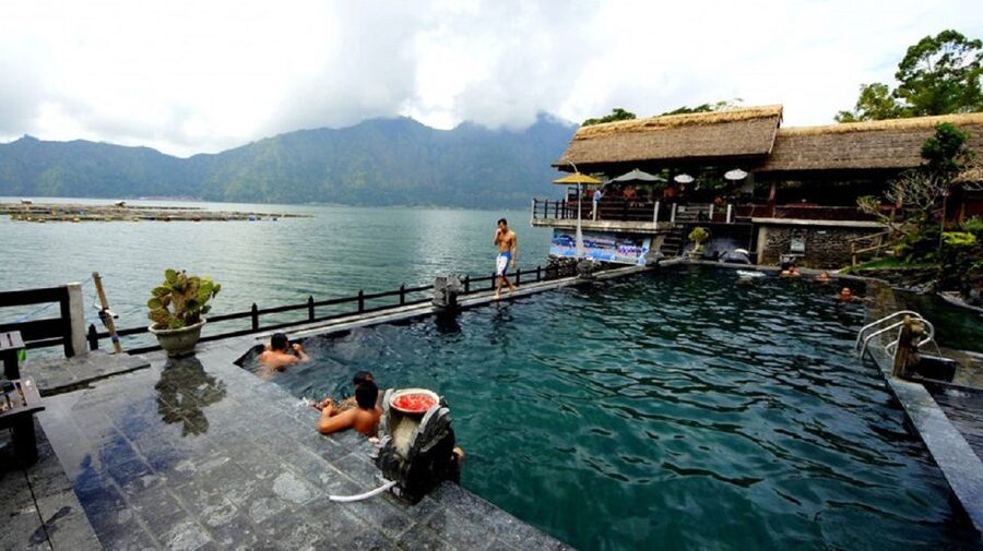 Bali: Batur Natural Hot Spring Entrance Ticket - Food and Cafes Nearby the Pools: Refuel Without Leaving