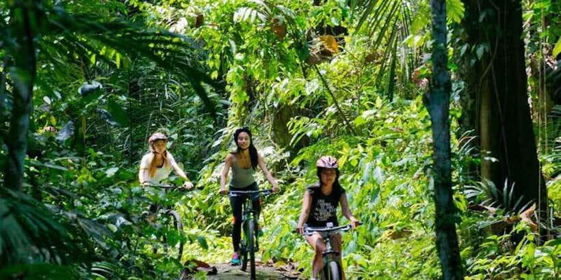 Bali: Mount Batur Mountain Biking Adventure with Lunch - Mount Batur and Kintamani Lake: the backdrop that makes the workout worth it