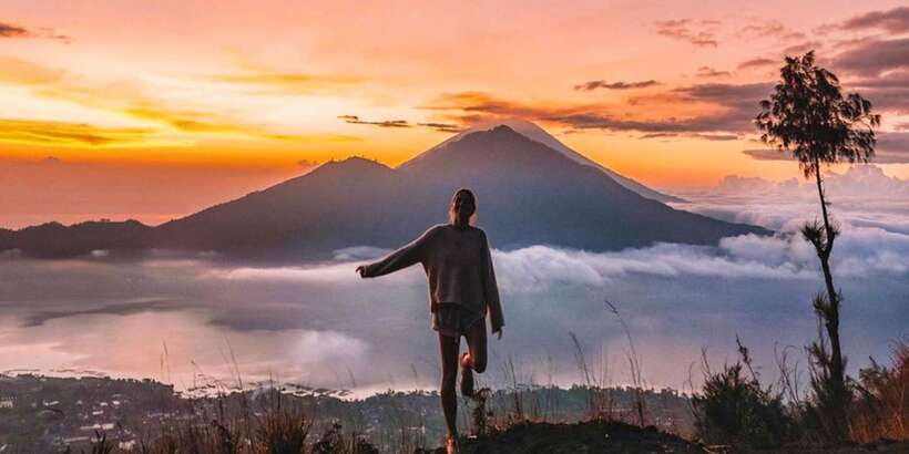 Bali: Mount Batur Sunrise Hike Guided Tour - Views you can actually use: what to look for at sunrise
