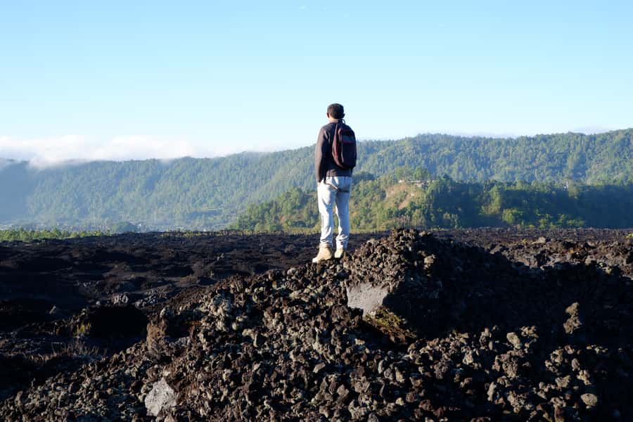 Bali: Mount Batur Sunrise Trek with A Female Guide - Before You Go: What You Should Pack for a Pre-Dawn Volcano Climb