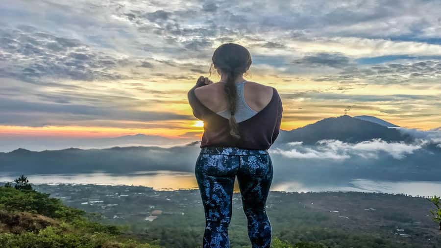 Bali: Mount Batur Sunrise Trek with A Female Guide - The Hike Up in the Dark: Black Sand Steps to the Crater