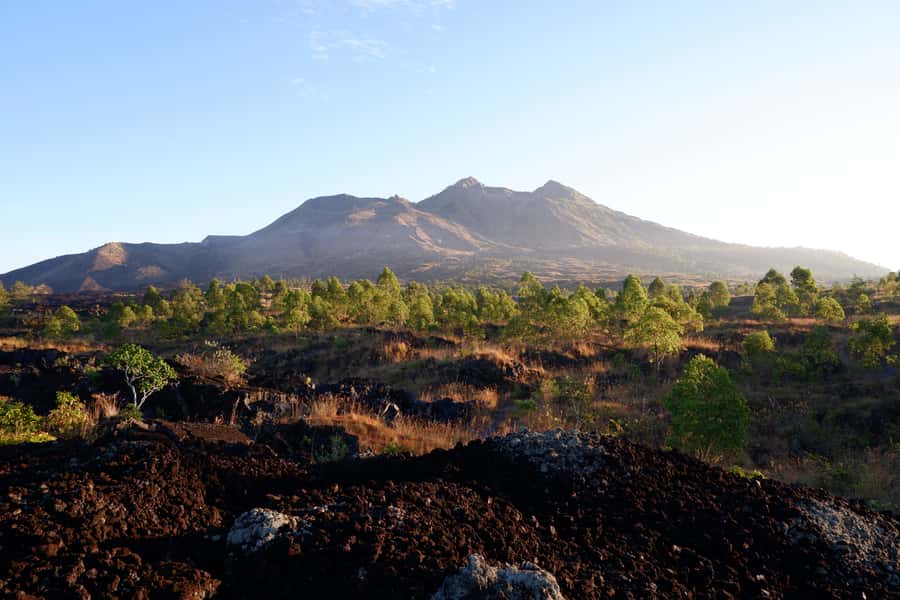 Bali: Mount Batur Sunrise Trek with A Female Guide - Sunrise at 1,717 m: When Agung and Abang Fill the Horizon