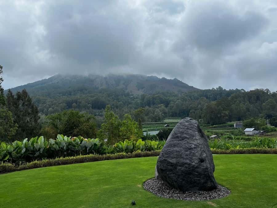 Bali: Mount Batur Sunrise Trek with A Female Guide - Time to Learn: Local Life and Crater Stories from Your Guide