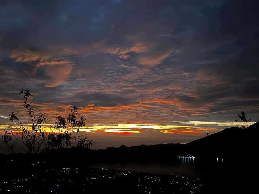 Bali: Mt Batur Sunrise Trek & Taman Sari Waterfall Adventure - Crowds at the Viewpoint: Manage Expectations