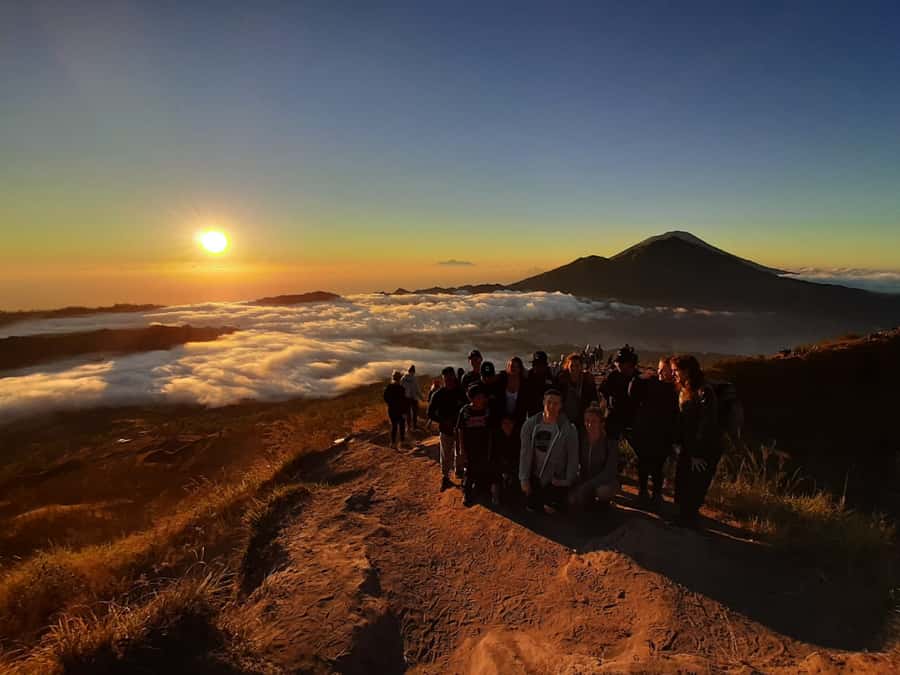 Bali: Sunrise Hike at Mount Batur with Bali Swing - Mt Batur Lounge: the shower reset that makes the morning bearable