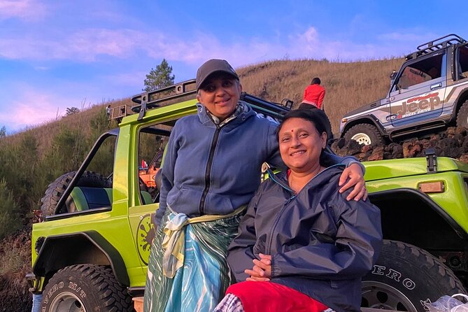 Batur Volcano Sunrise And Black Lava Jeep Adventure Tour - Photo moments on the ridge, and how to time your own shots