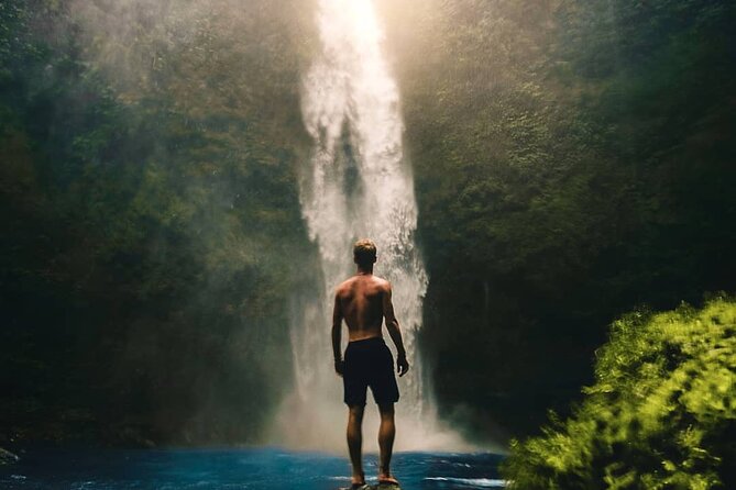 Best Ubud Tour with Instagrammable Jungle Swing all inclusive - Bongkasa jungle swing: the iconic shot with real views