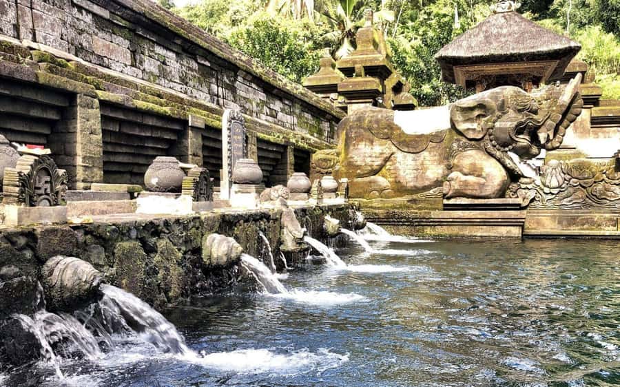 EAST BALI TRIP : BESAKIH TEMPLE/LAKE BATUR/TIRTA EMPUL - How the driver and pace change the experience
