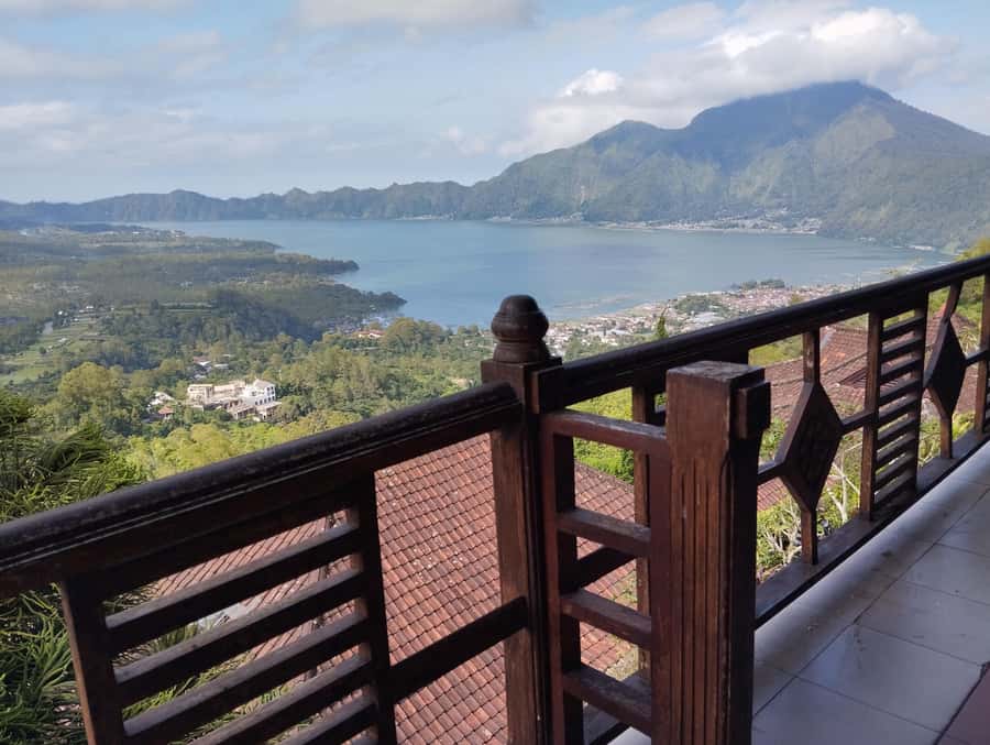 EAST BALI TRIP : BESAKIH TEMPLE/LAKE BATUR/TIRTA EMPUL - Besakih Temple on Mount Agung: the “mother temple” day starter