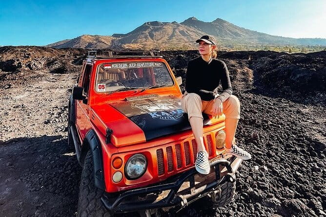 JEEP Batur Sunrise Experience - Black Lava, Black Stones, and Black Sands: the photo stop that makes it feel real