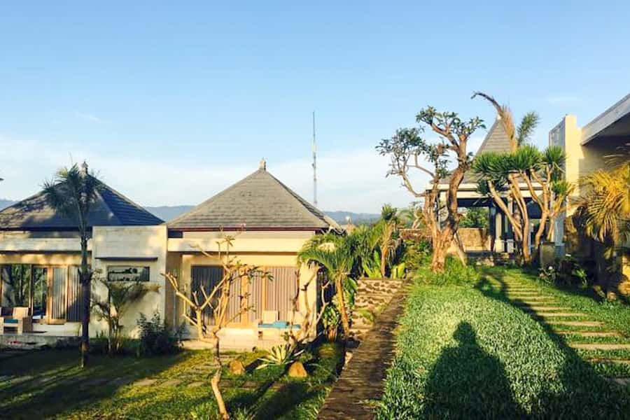 Mount Batur: 2D1N Kintamani Tour with Private Sunrise Hiking - Should You Book This 2D1N Mount Batur Sunrise Tour?
