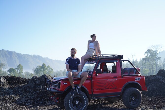 Mount Batur 4WD Jeep, Breakfast and Hot Spring All Inclusive - On the Mountain: Breakfast While You Wait for the Horizon