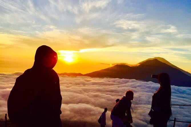Mount Batur Hiking With Terraced paddy Field Visit - Price and Private-Tour Value for $65 Per Person