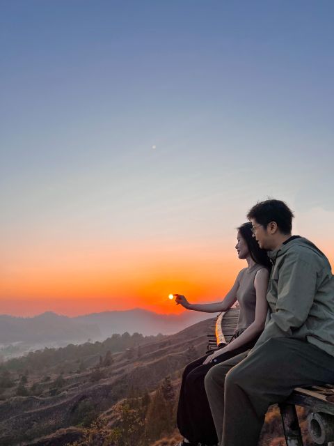 Mount Batur Jeep Sunrise and Hot Spring - All Inclusive Tour - Coffee plantation option: samples after the heat