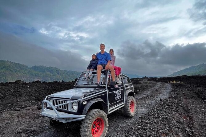 Mount Batur Jeep Sunrise Tour With Jungle Swing - Breakfast With the Sky Turning: What You’ll Do at the Summit