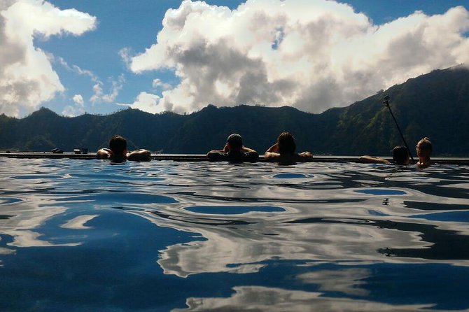 Mount Batur Sunrise Hike and Natural Hot Spring Option - Why Mount Batur Sunrise Feels Worth the 2 AM Alarm