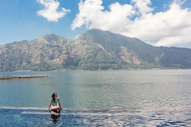 Mount Batur Sunrise Hike & Hot Spring (Private & All-Inclusive) - Climbing Mt. Batur at night: 2-3 hours, guides, and sunrise breakfast