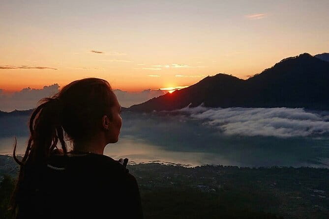 Mount Batur Sunrise Jeep & Cleansing Ritual at Tirta Empul Temple - The guide experience: what Abdi’s approach adds to the day
