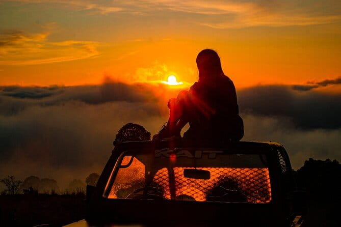 Mount Batur Sunrise Jeep With Hot Springs Tour - Stop 1: Mt. Batur Sunrise, Crater Views Without the Midnight Grind