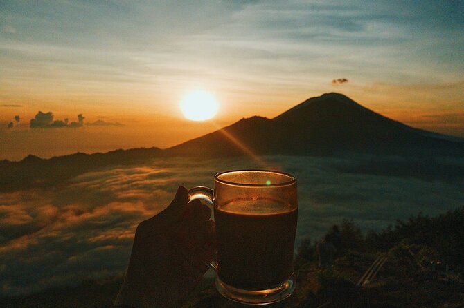 Mount Batur Sunrise Treeking with Breakfast - Reaching the Summit for Sunrise, Then Eating Breakfast in Place
