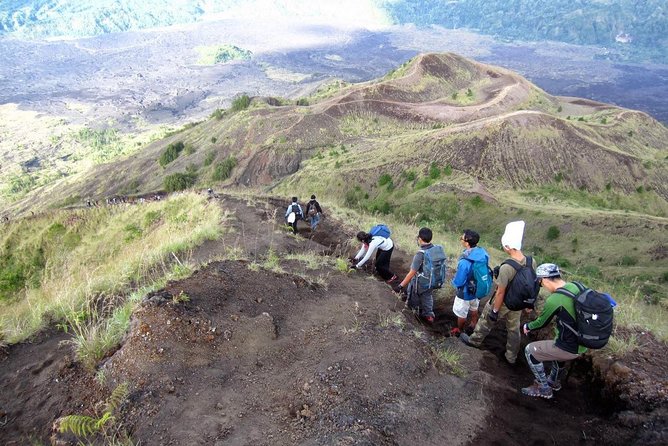 Mount Batur Sunrise Trek and Ayung River White Water Rafting Tour - What to Wear for Chilly Summit Waiting