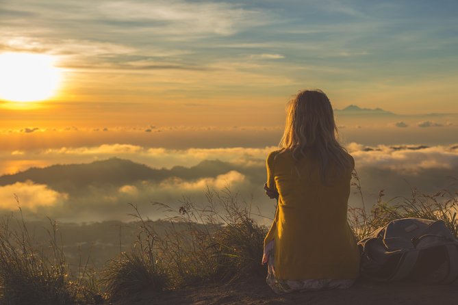 Mount Batur Sunrise Trekking and Rice Terrace Adventure - Reaching the rim: sunrise, hot drinks, and what the volcano teaches