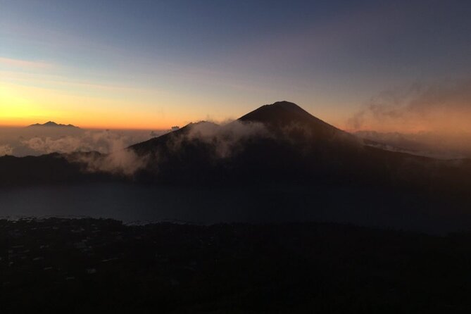 Mount Batur Sunrise Trekking with Breakfast - Sunrise photography and the guide help that you will notice