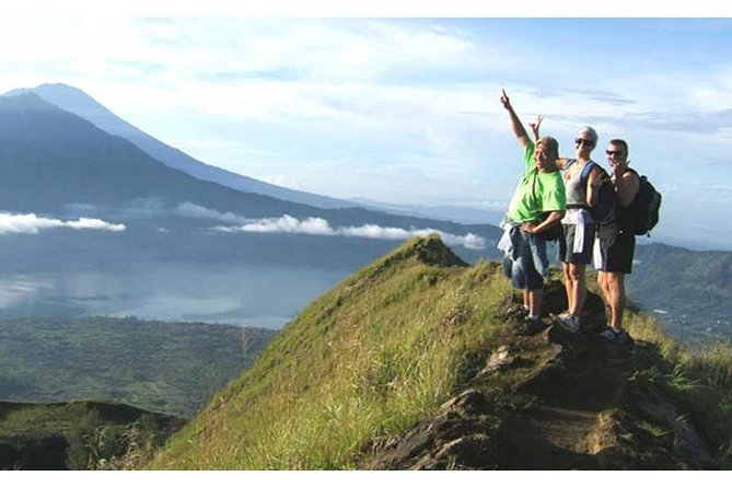 Mount Batur Sunrise Trekking with Hotel Transfers - Hotel Transfers, Air-Con Comfort, and Getting There On Time