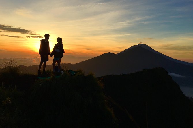 Mount Batur Sunrise Trekking With Local Guide - The night hike: What it feels like with torches and a local guide