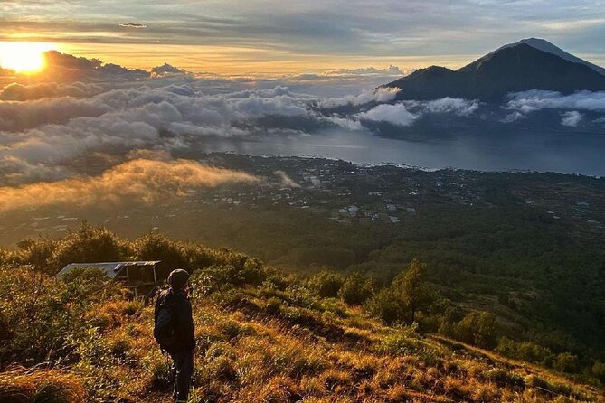 Mount Batur Sunrise Trekking With Local Guide - Watching the sunrise: Colors, clouds, and how your guide helps you slow down