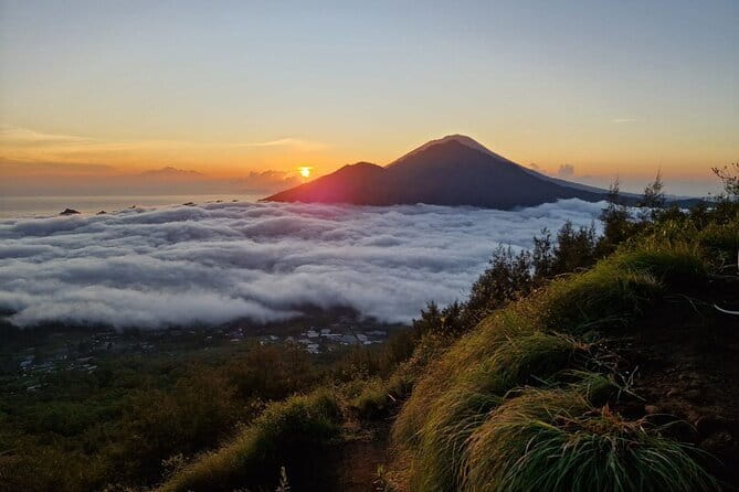 Mount Batur Sunrise Trekking with Optional Hot Spring - From Ubud to the mountain: how the morning usually runs