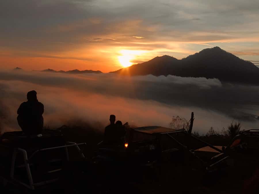 Mount Batur: Sunset/Sunrise 4WD Jeep Tour with Photographer - Price and Value for About $33 Per Person