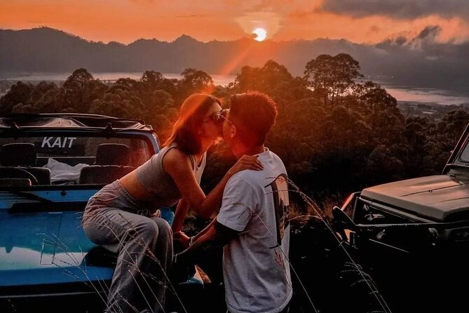 Private Mount Batur Jeep Sunrise all inclusive - Riding with a trained 4WD driver, and why that matters