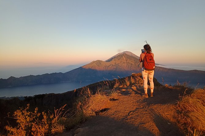 Private Mount Batur Sunset Trekking - All inclusive tour - Volcanic steam cooking: bananas or eggs, right where the action is