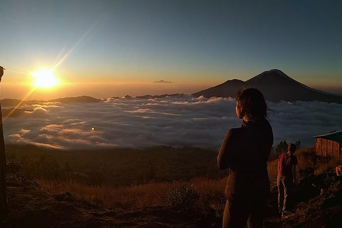 Private Tour : Mount Batur Sunrise Trekking With Private Guide - Getting picked up in Ubud, and what the early start really means