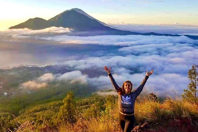 Sharing Batur Volcano Sunrise Trekking and Breakfast - Descent, recovery, and free natural hot springs entry