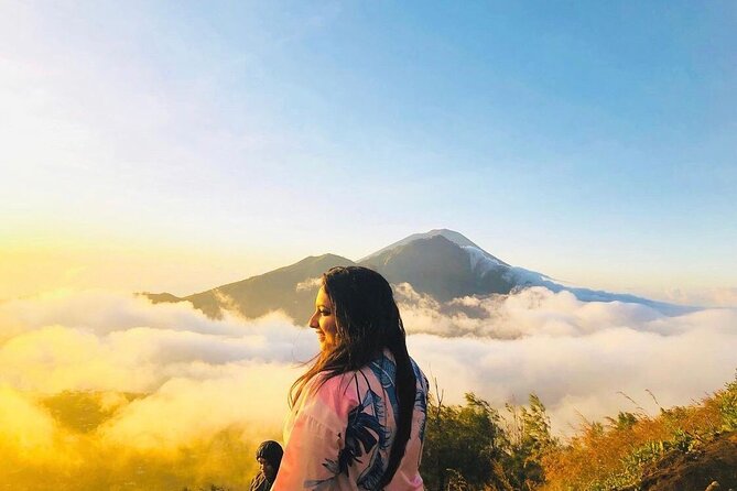 Sharing Mount Batur Sunrise Trekking Guide Pick Up and Drop Off - Private guide power: pacing, language, and real support
