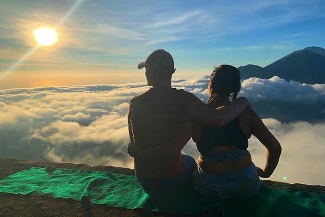 Sunrise mount batur trecking all inclusive - Crater Rim Sunrise, Views Toward Lombok, and Included Fuel