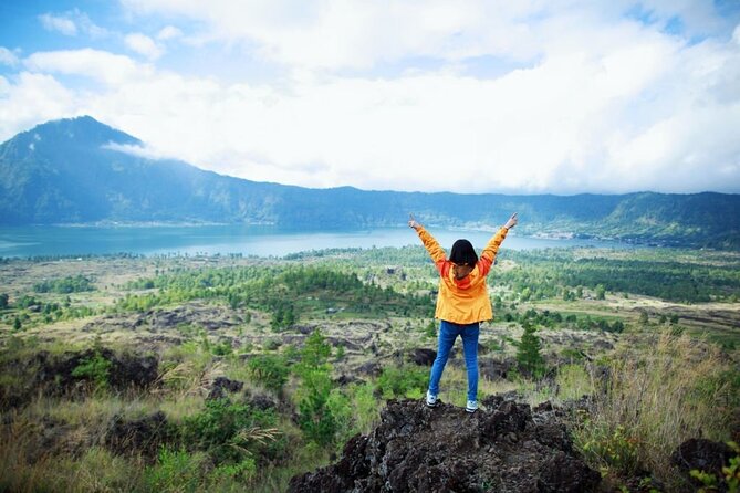 Ubud Monkey Forest - Tegalalang - Kintamani - Mount Batur Full Day Tour - Sacred Monkey Forest Sanctuary: temple carvings and monkey etiquette